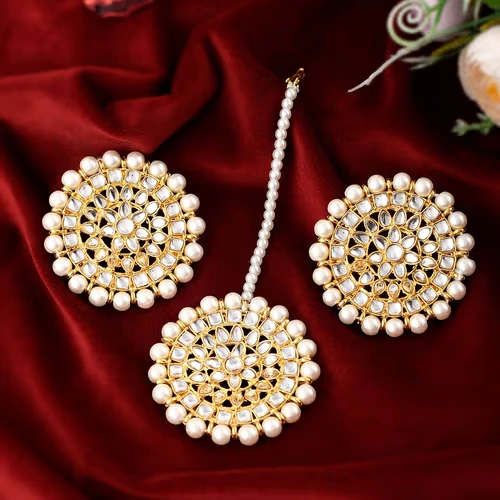Maang Tikka and Earrings