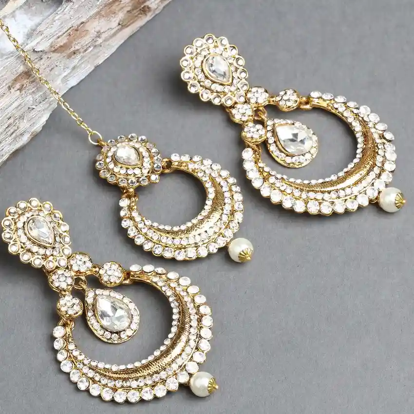 Teardrop Stone Maang Tikka and Earrings Set
