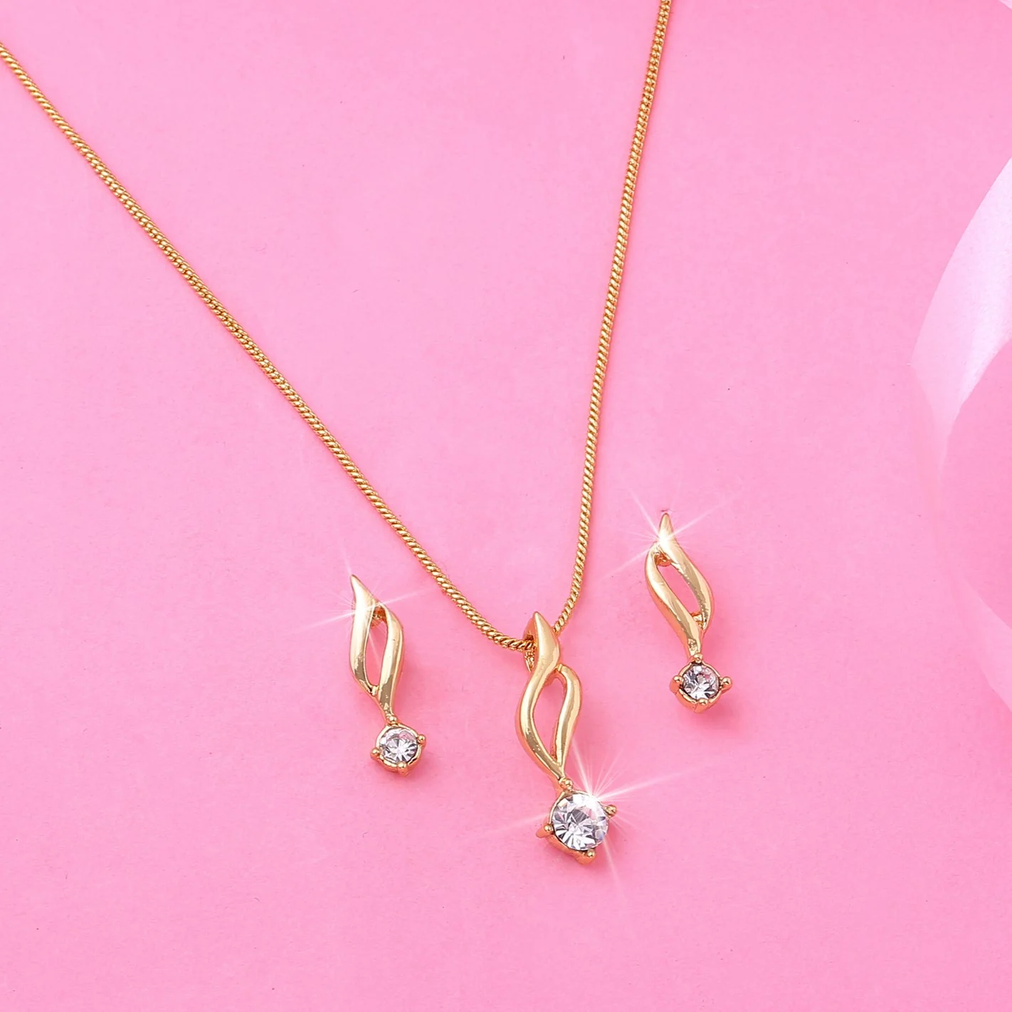 Gold Plated Pendant Set for Women